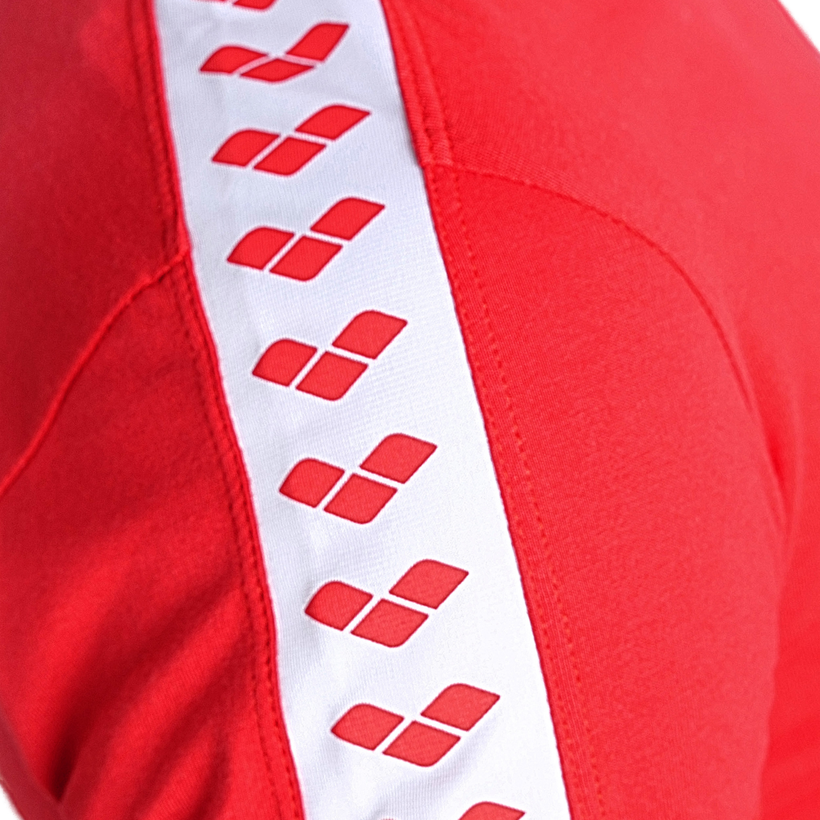 Arena T-Shirt Team in ROT