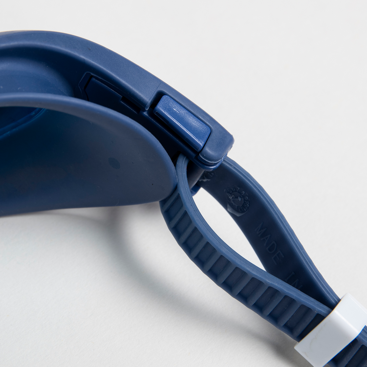 Arena The One Trainingsschwimmbrille in BLAU