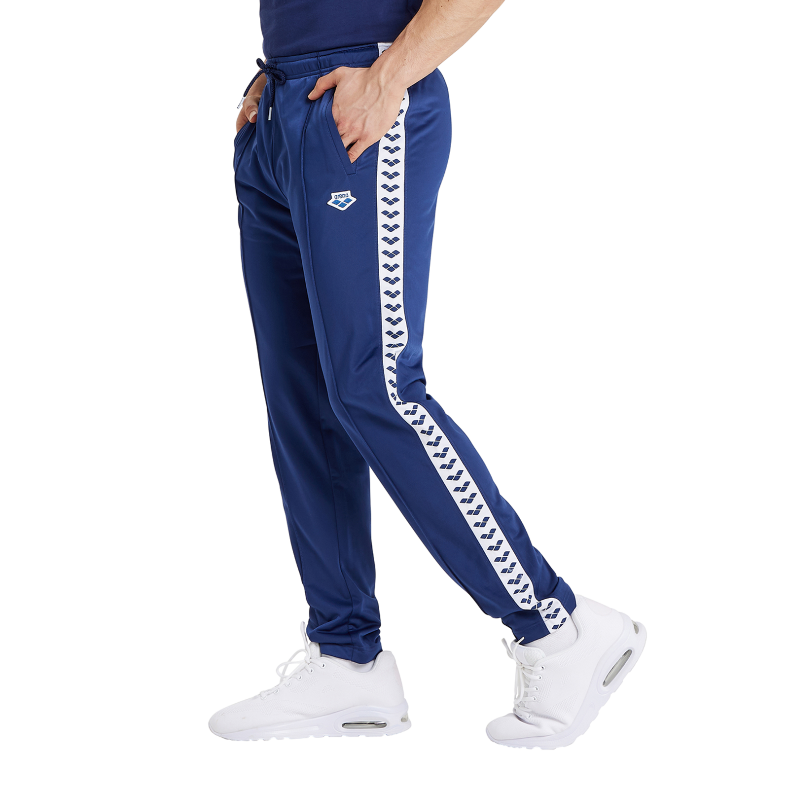 Arena M Relax Iv Team Pant in BLAU