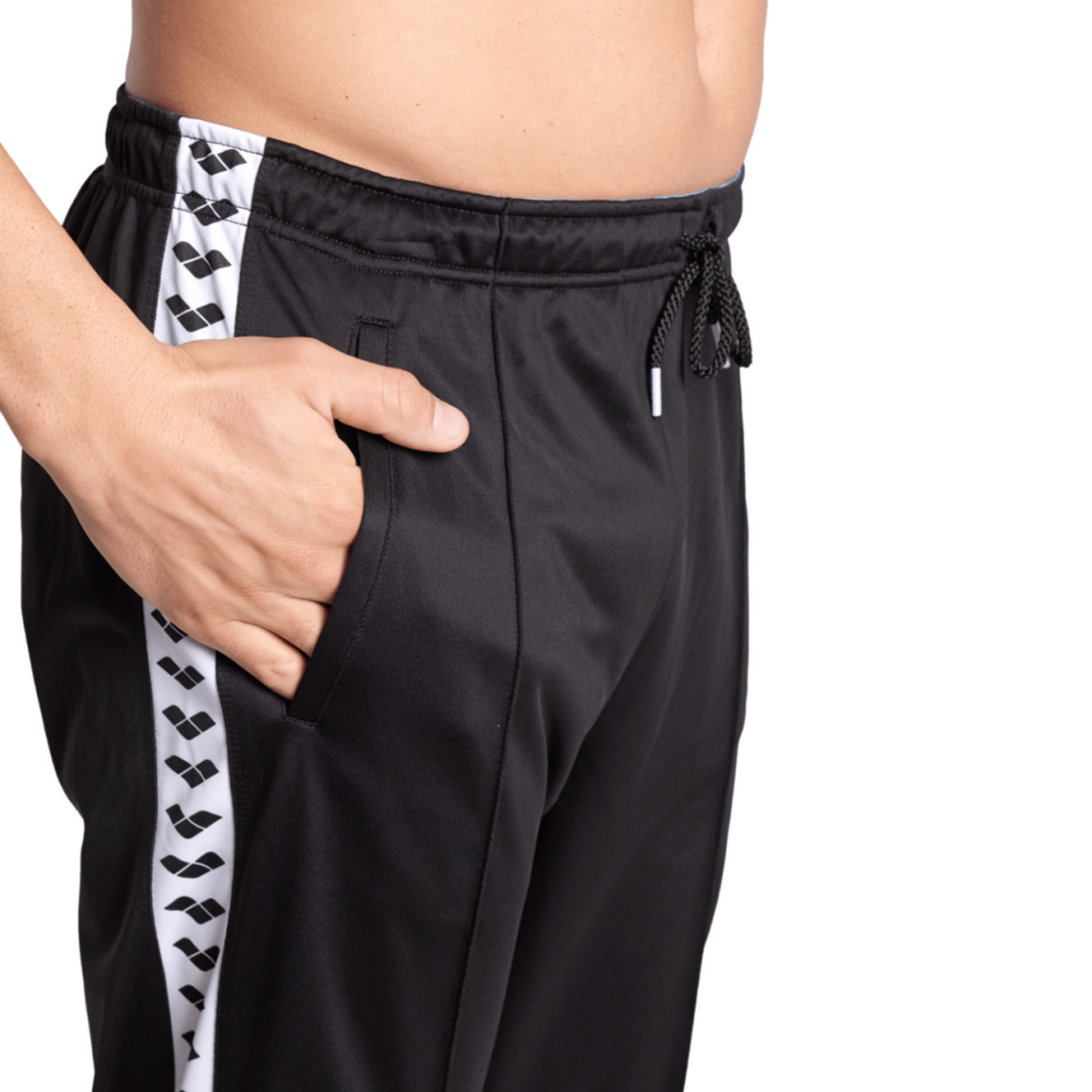 Arena M Relax Iv Team Pant in SCHWARZ