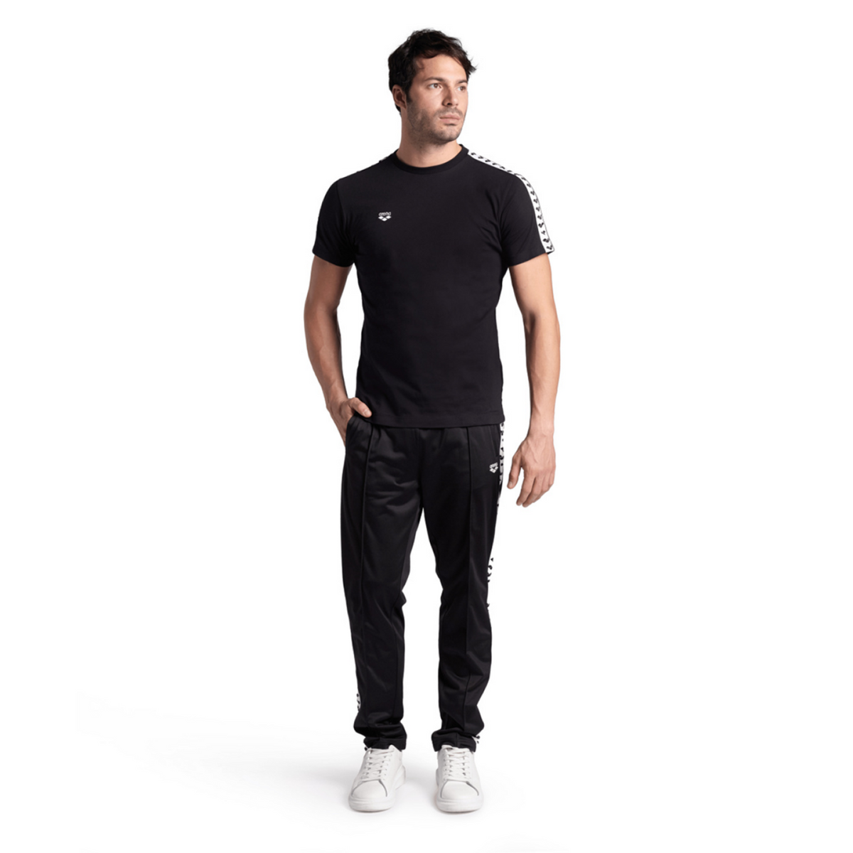 Arena M Relax Iv Team Pant in SCHWARZ