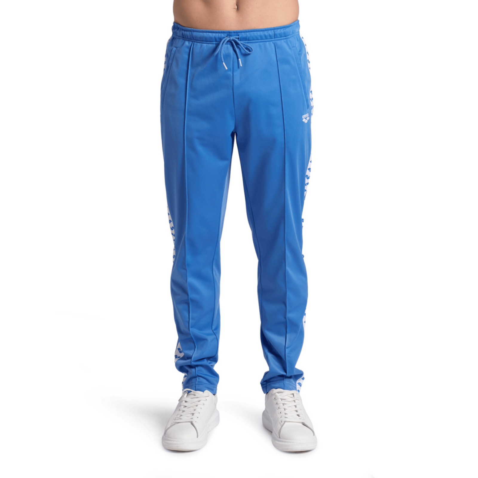 Arena M Relax Iv Team Pant in BLAU