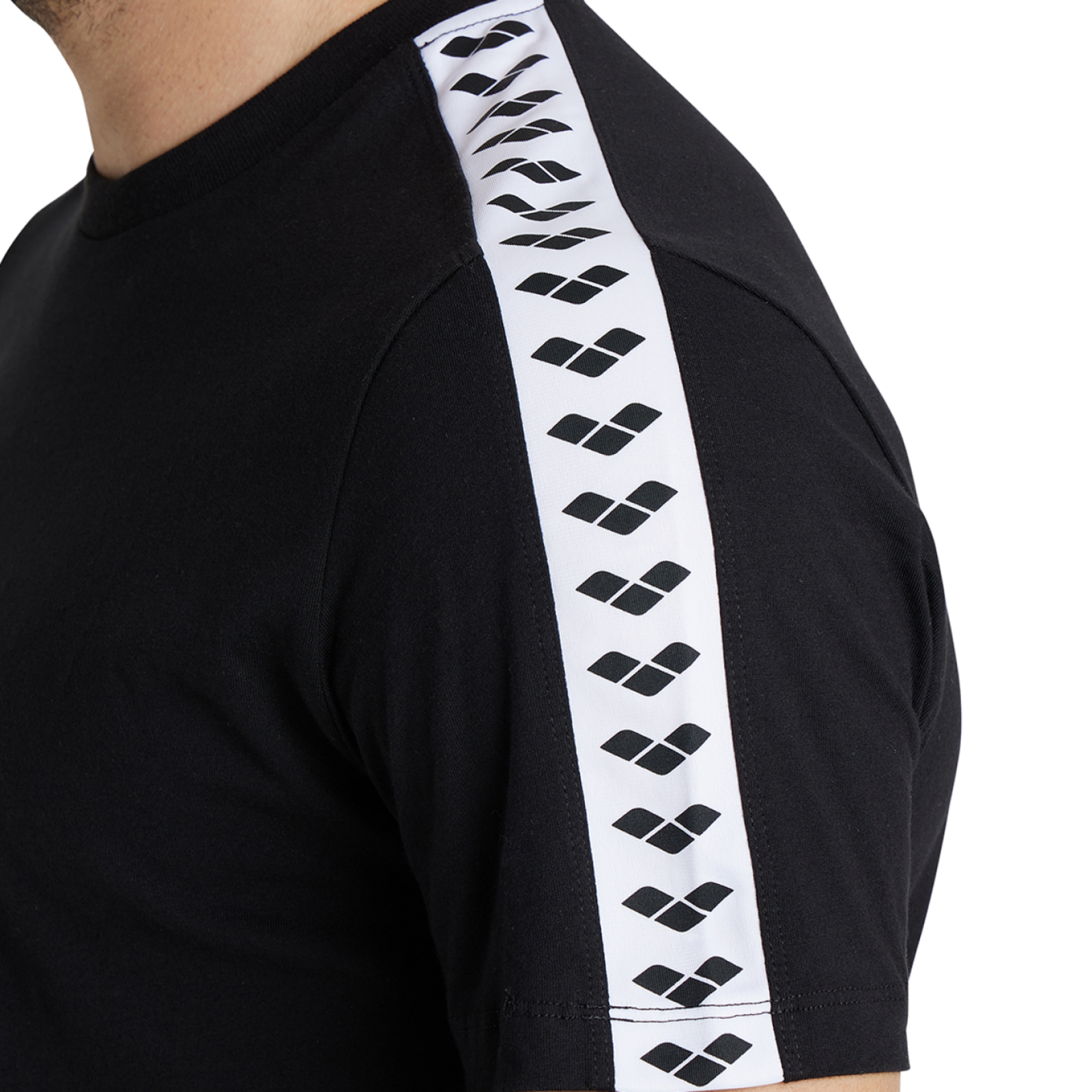 Arena M T-Shirt Team in SCHWARZ