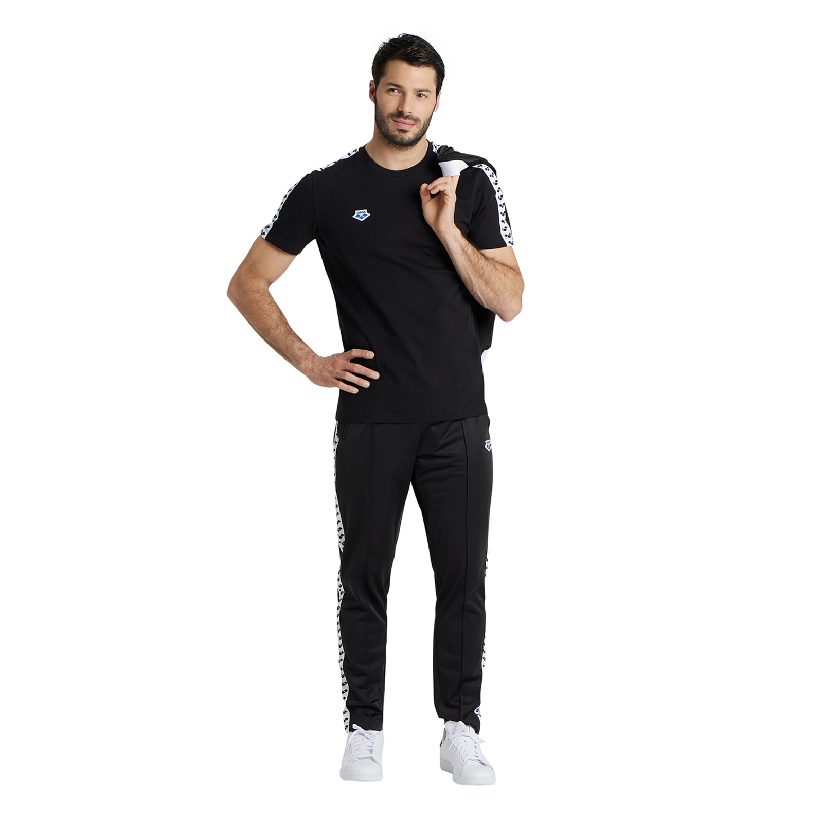 Arena M T-Shirt Team in SCHWARZ