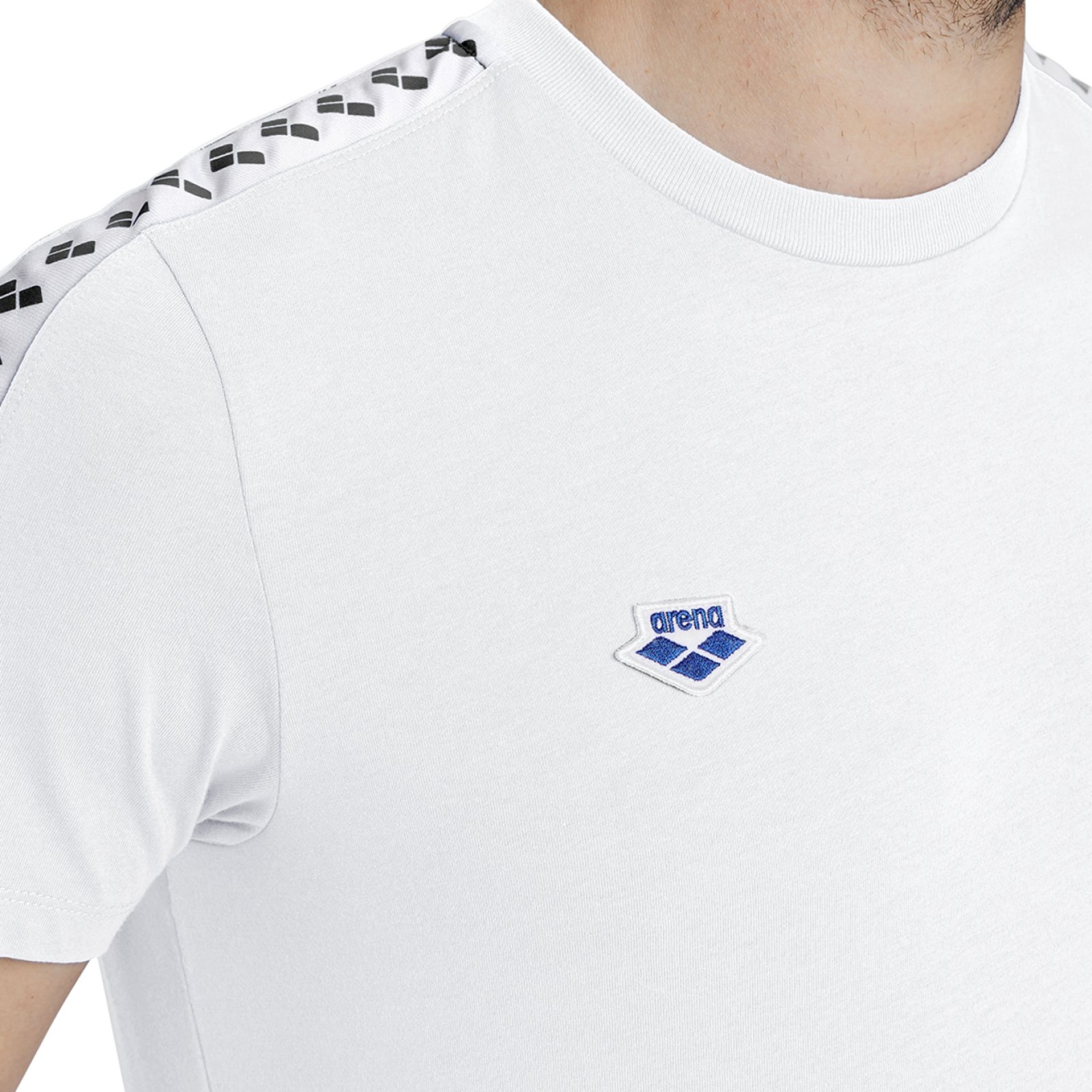 Arena M T-Shirt Team in WEISS
