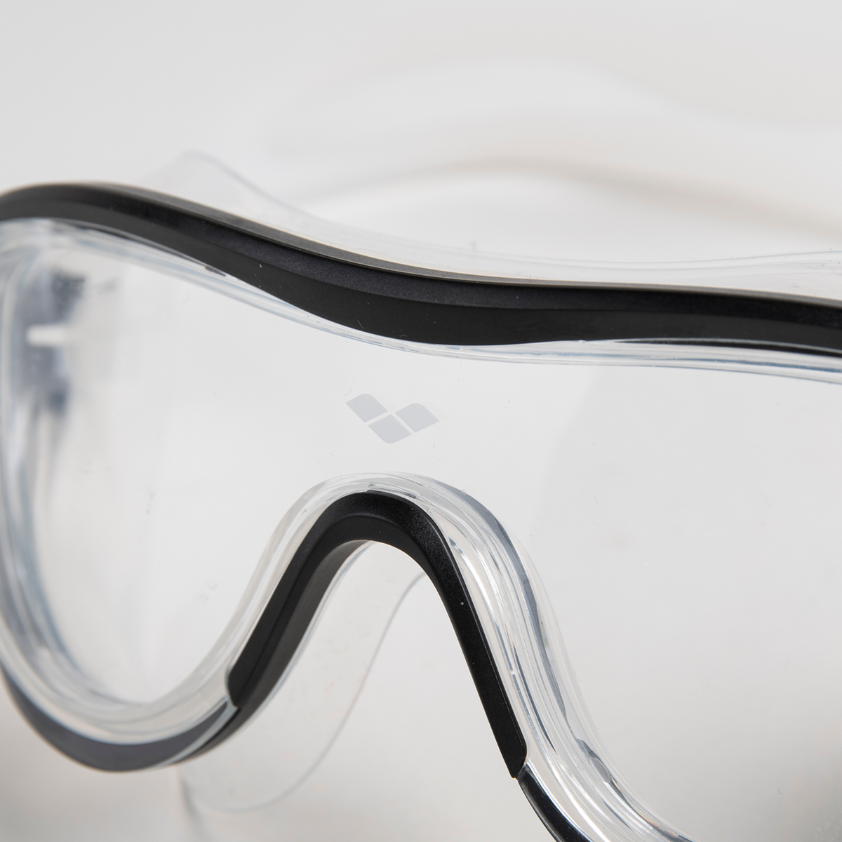 Arena The One Mask Trainingsschwimmbrille in SCHWARZ