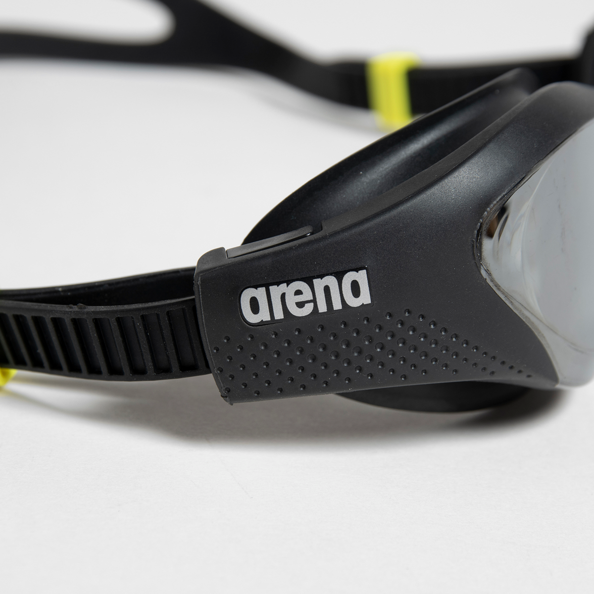 Arena The One Mirror Trainingsschwimmbrille in SCHWARZ