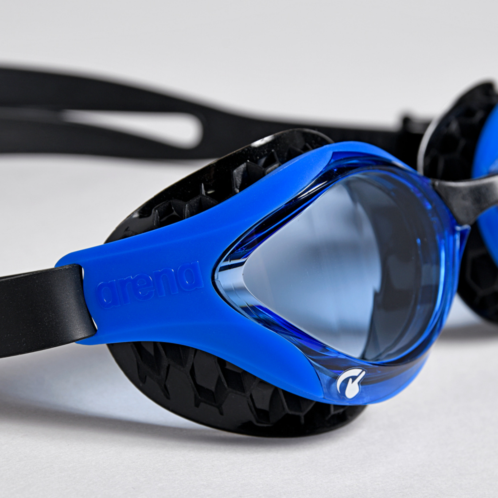 Arena Air-Bold Swipe Trainingsschwimmbrille in BLAU