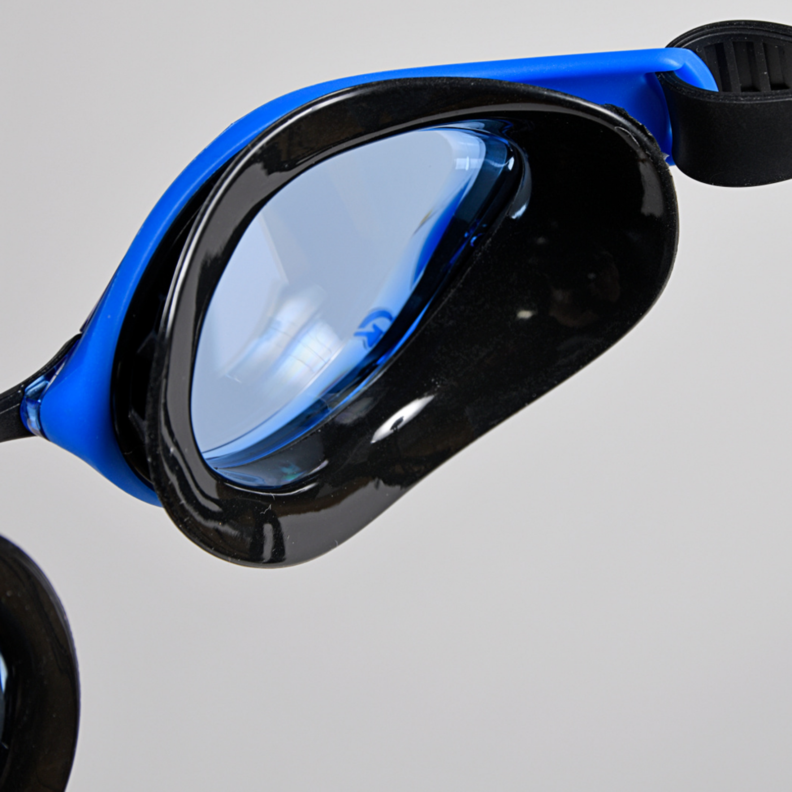 Arena Air-Bold Swipe Trainingsschwimmbrille in BLAU