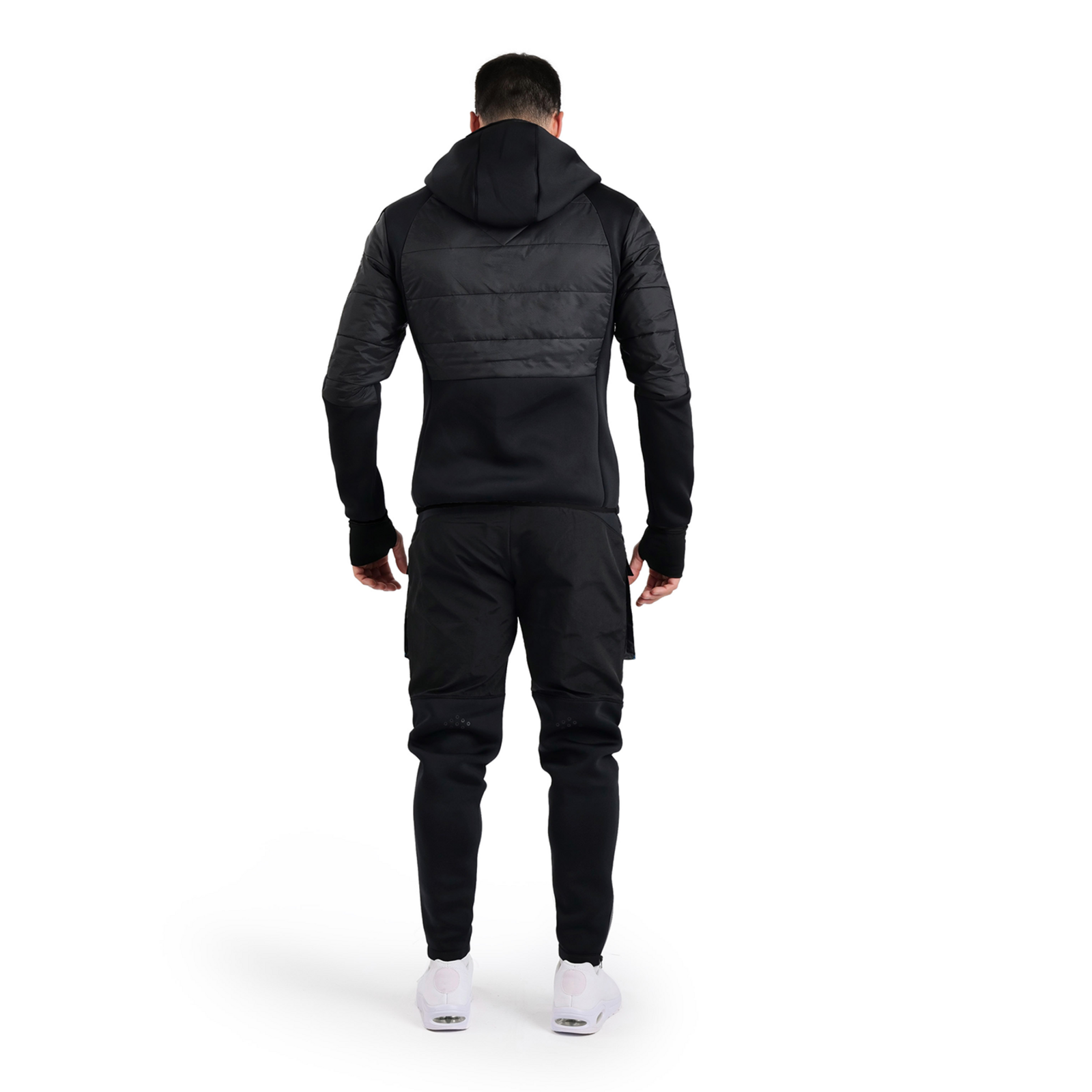 Arena Team Hooded F/Z Half-Quilted Jacket in SCHWARZ
