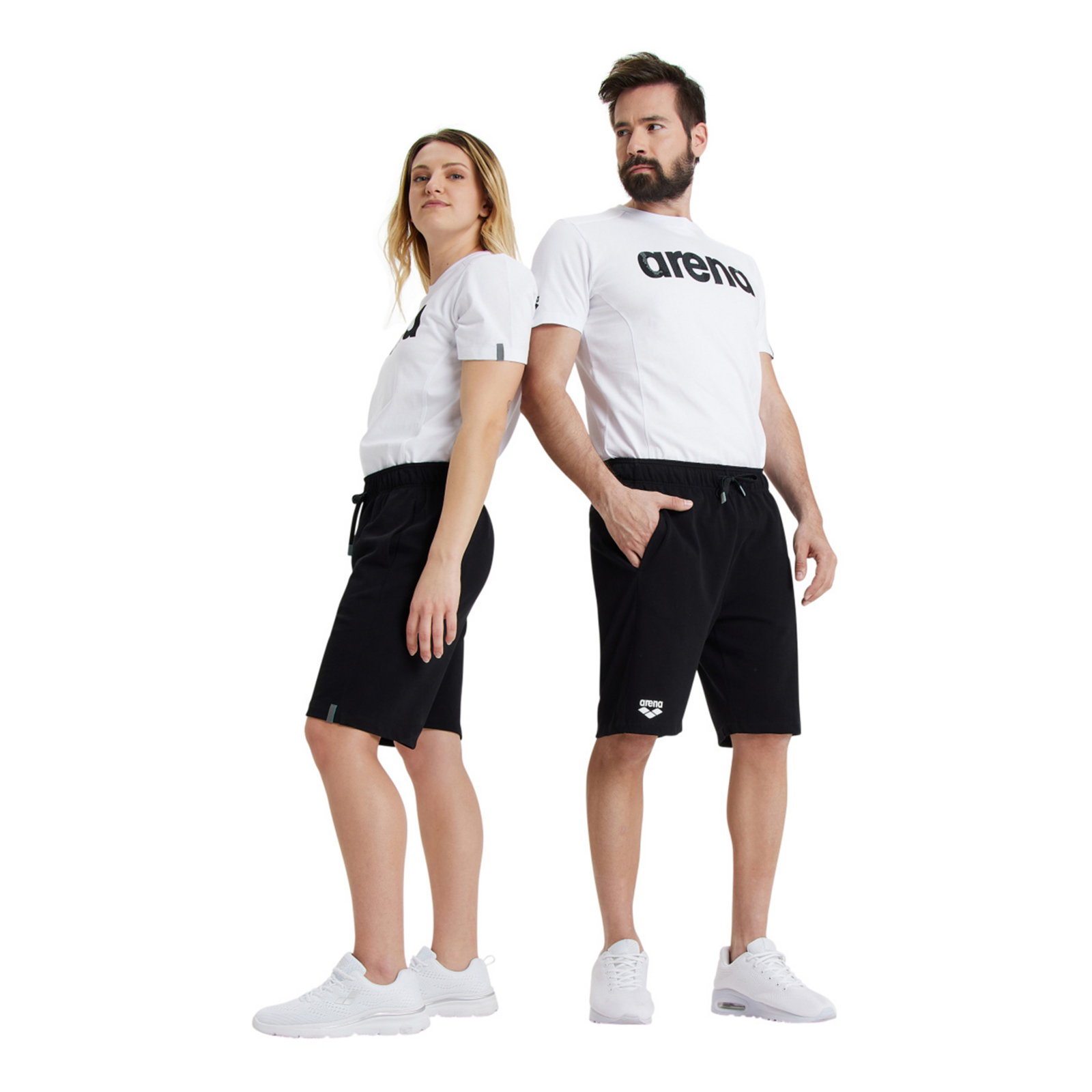 Arena Bermuda Solid Shorts in SCHWARZ