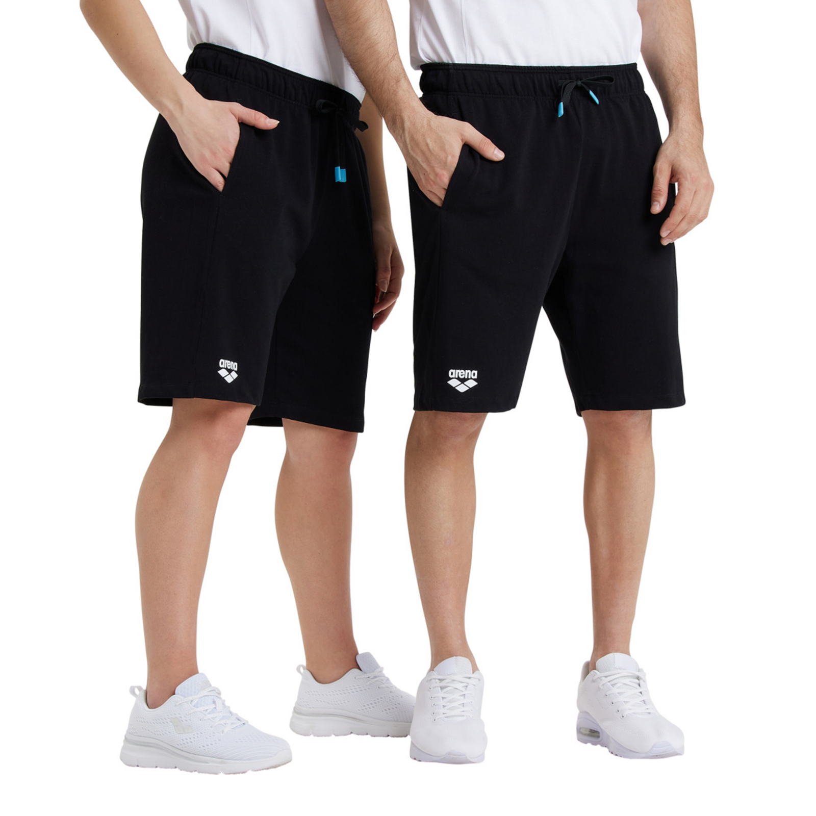 Arena Bermuda Solid Shorts in SCHWARZ