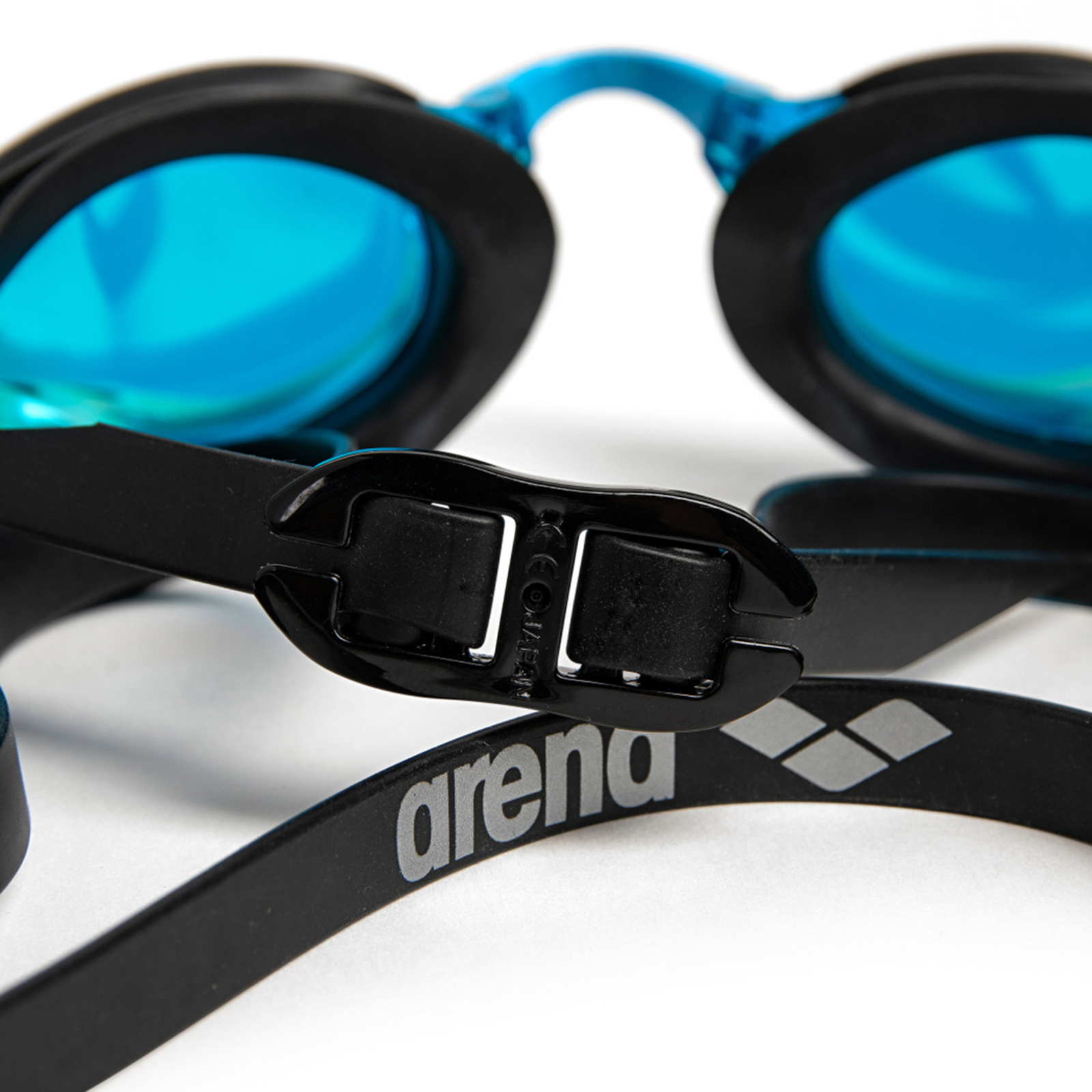 Arena Cobra Edge Swipe Mr Trainingsschwimmbrille in BLAU