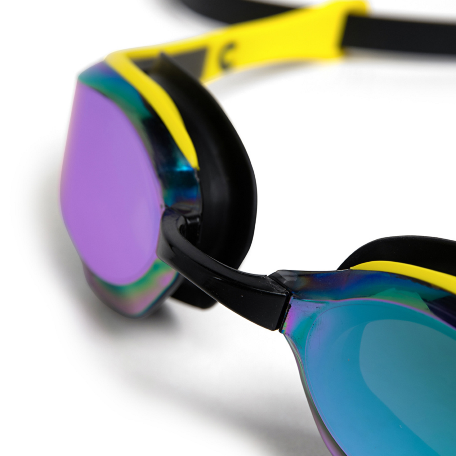 Arena Cobra Edge Swipe Mr Trainingsschwimmbrille in MEHRFARBIG