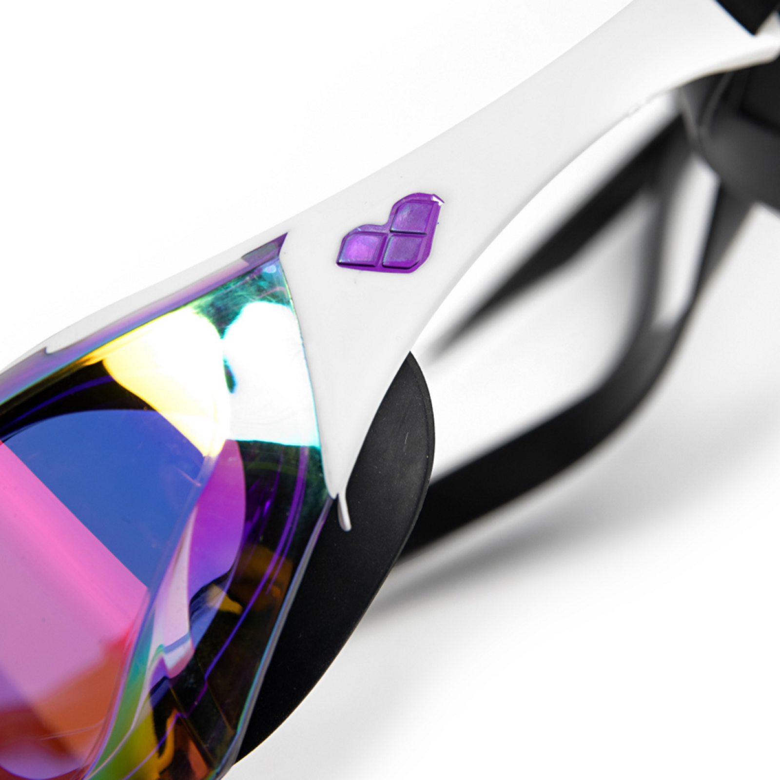 Arena Cobra Edge Swipe Mr Trainingsschwimmbrille in WEISS