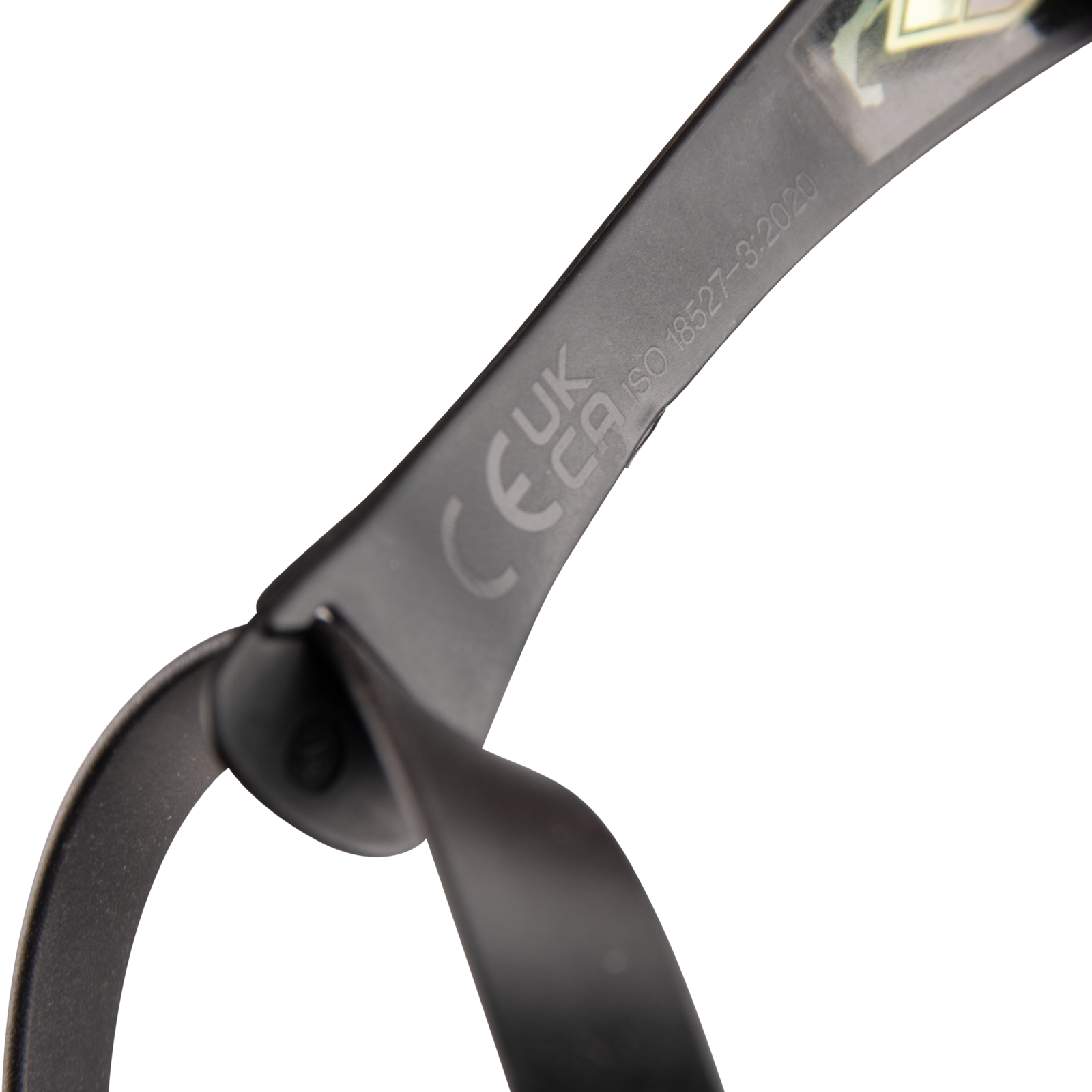 Arena Cobra Edge Swipe Mr Wettkampfschwimmbrille in SCHWARZ