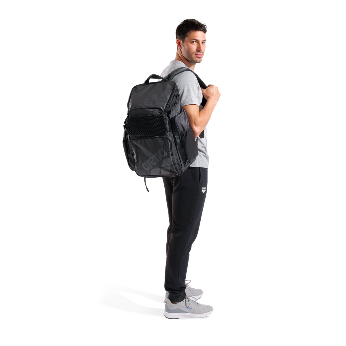 Arena Arena One Go Backback 45L Sportrucksack in SCHWARZ