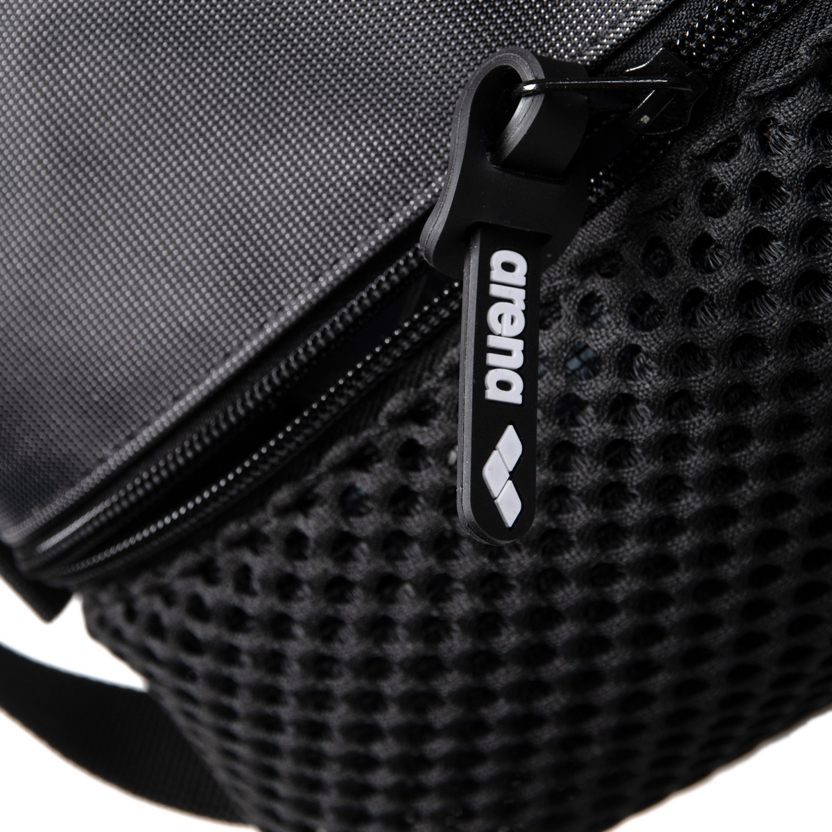 Arena Arena One Go Pocket Bag Freizeittasche in SCHWARZ
