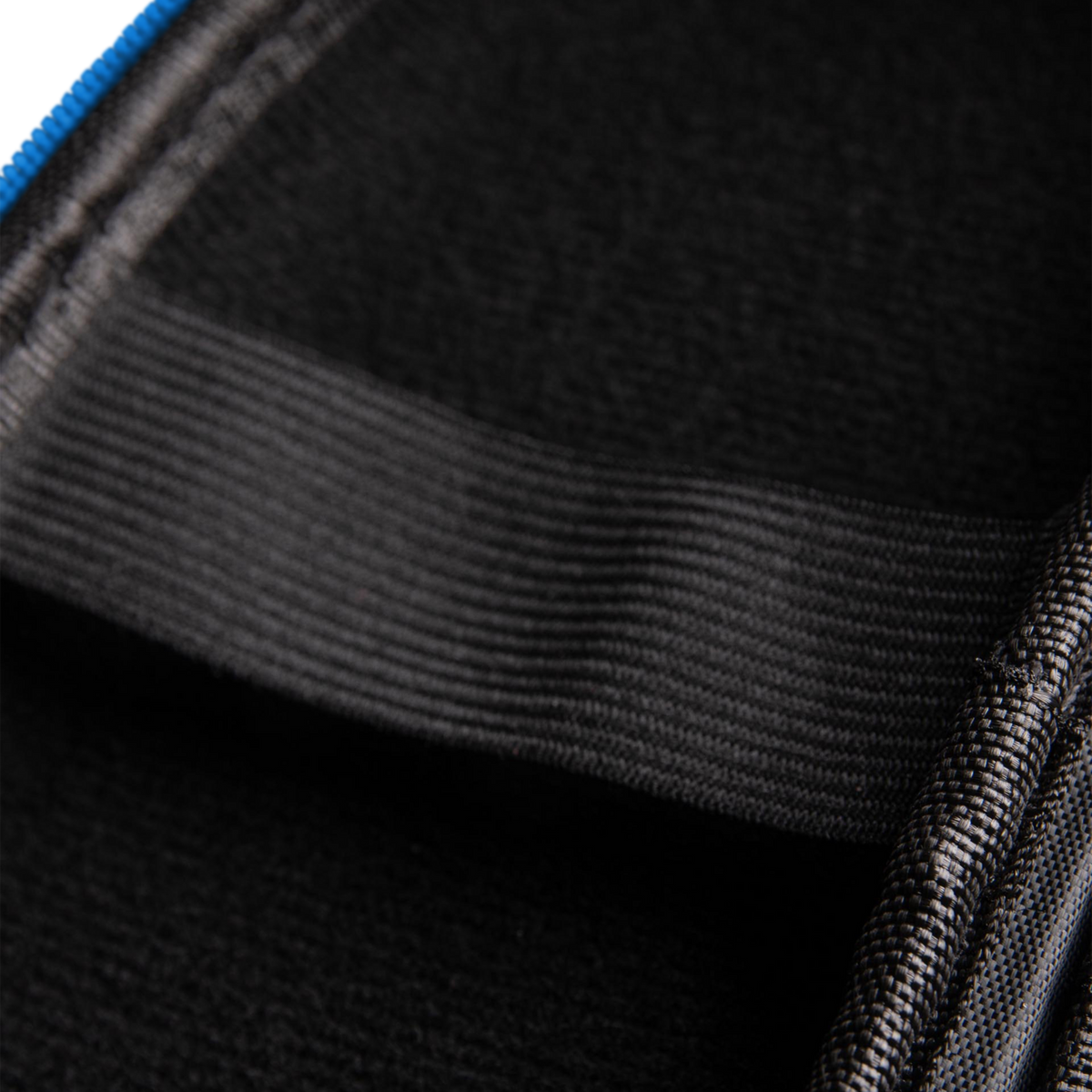 Arena Goggle Case in SCHWARZ
