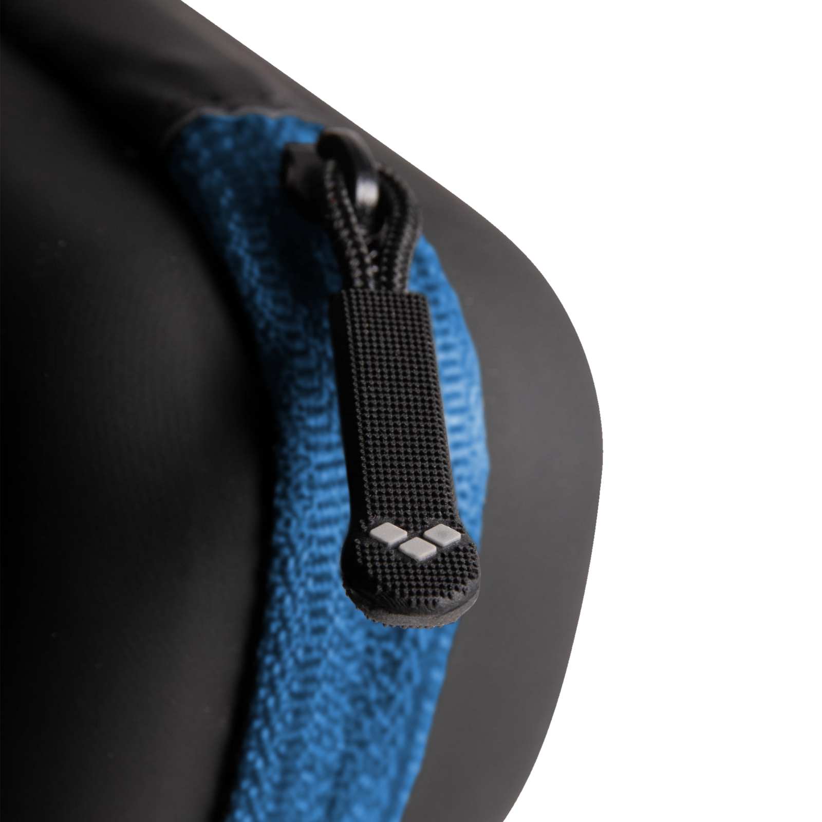 Arena Goggle Case in SCHWARZ