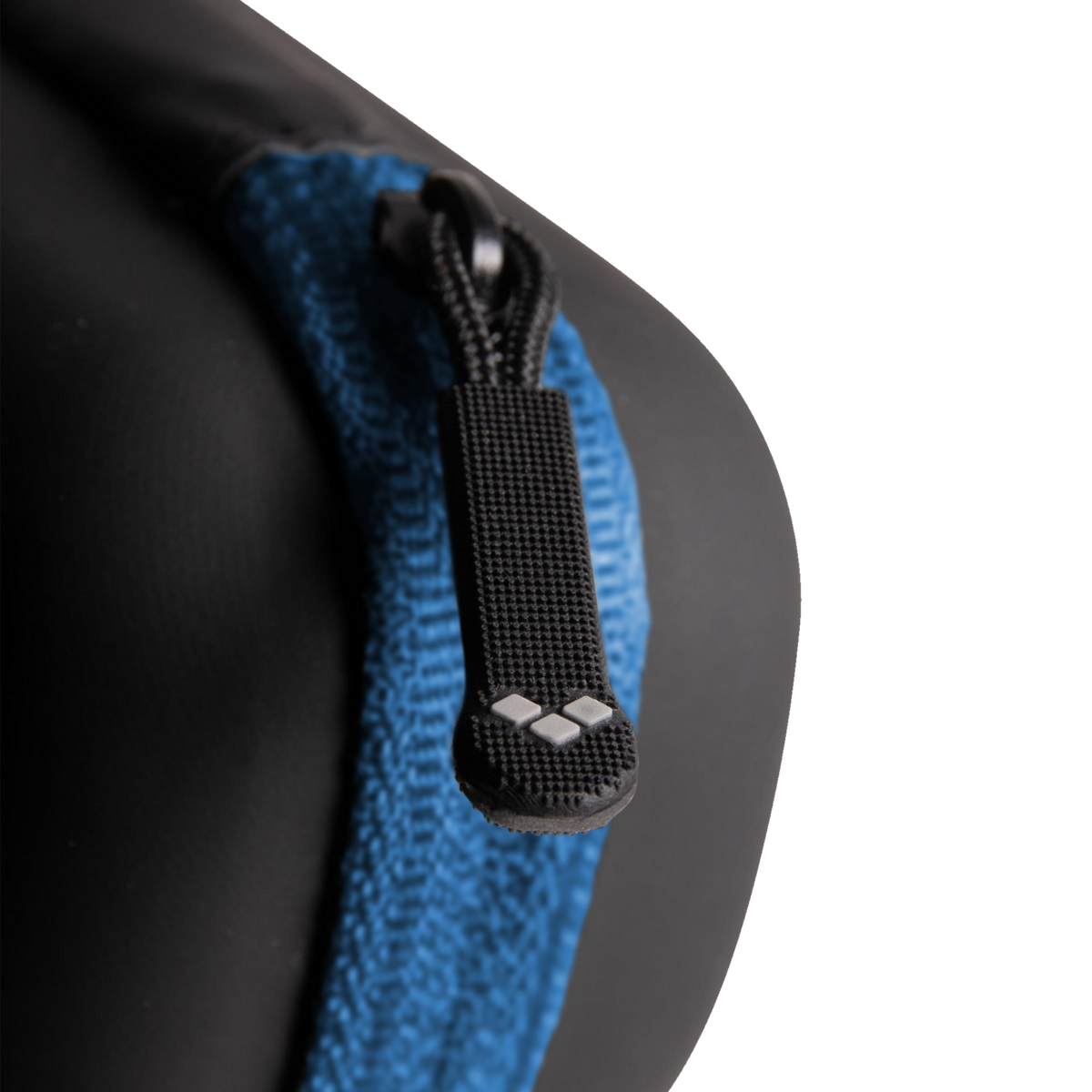 Arena Goggle Case in SCHWARZ