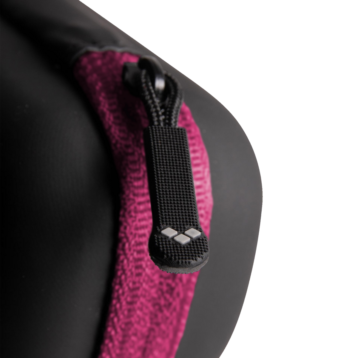 Arena Goggle Case in SCHWARZ