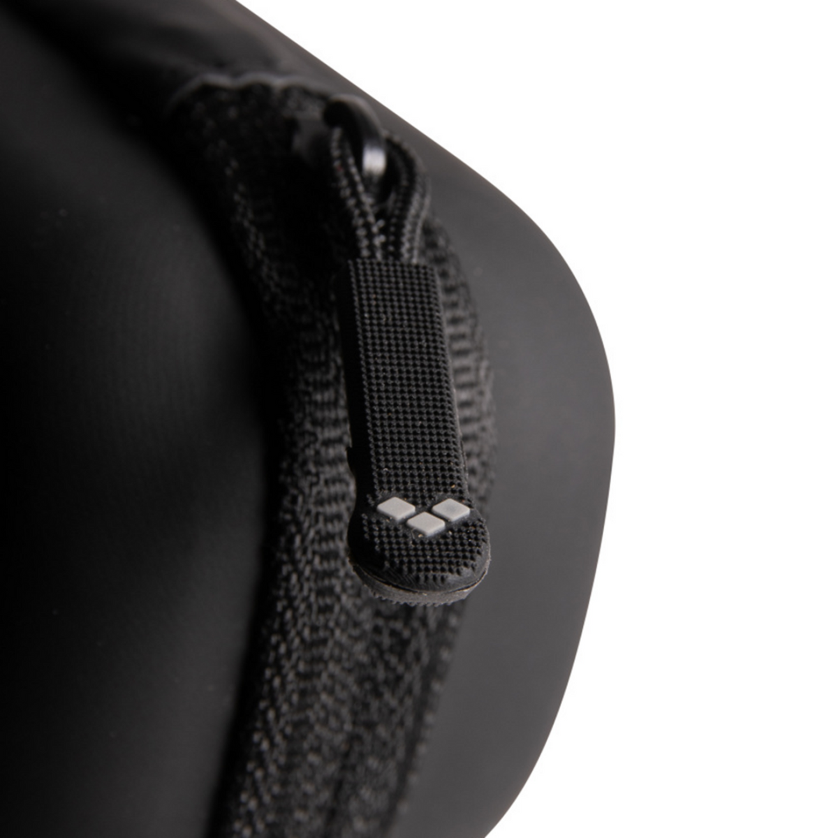 Arena Goggle Case in SCHWARZ