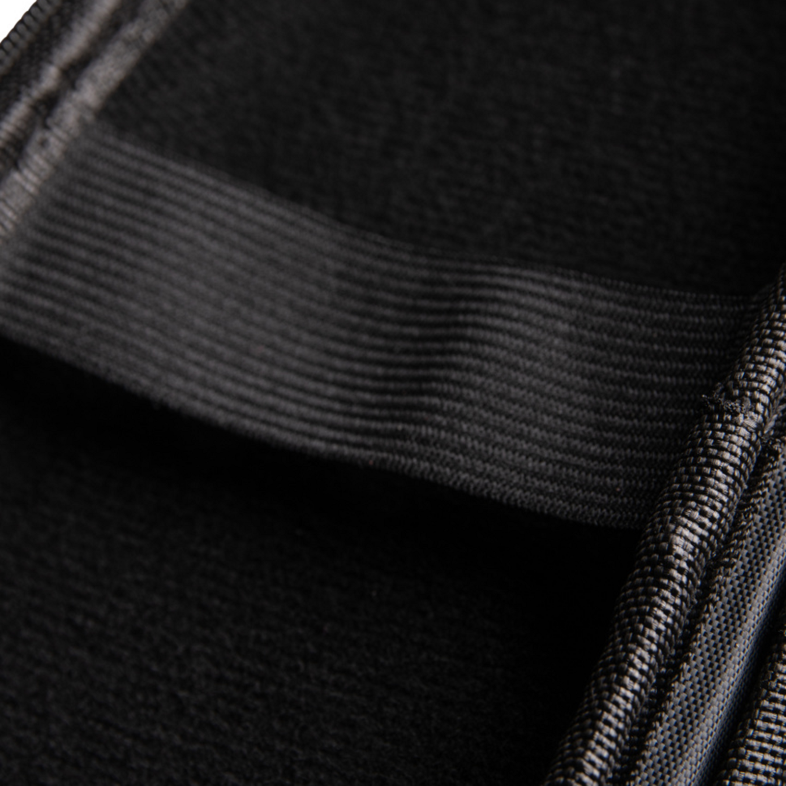 Arena Goggle Case in SCHWARZ
