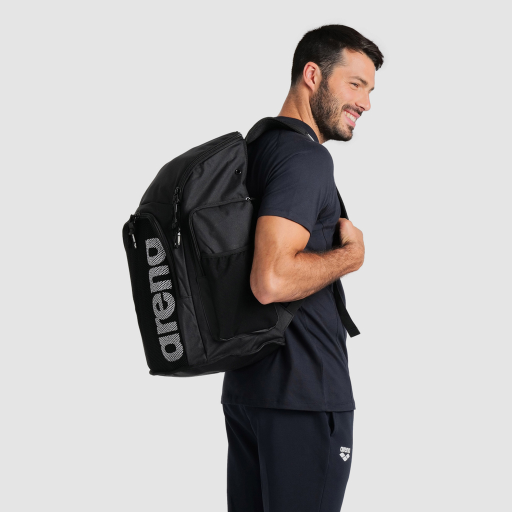 Arena Team Backpack 45 Sportrucksack in SCHWARZ