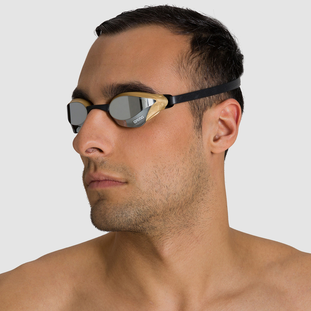 Arena Cobra Core Swipe Mirror Schwimmbrille in GELB