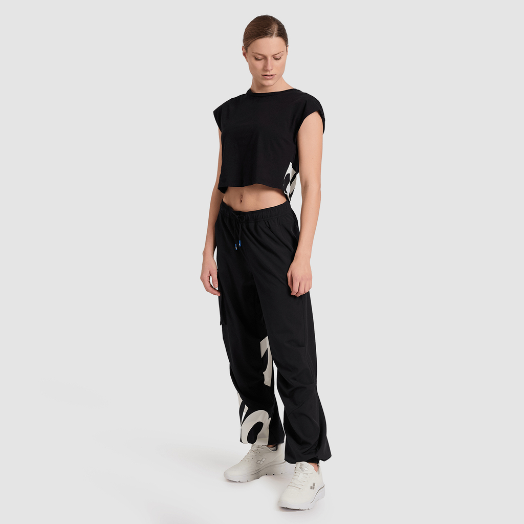 Arena W Arena Logo Cargo Pant Trainingshose in SCHWARZ
