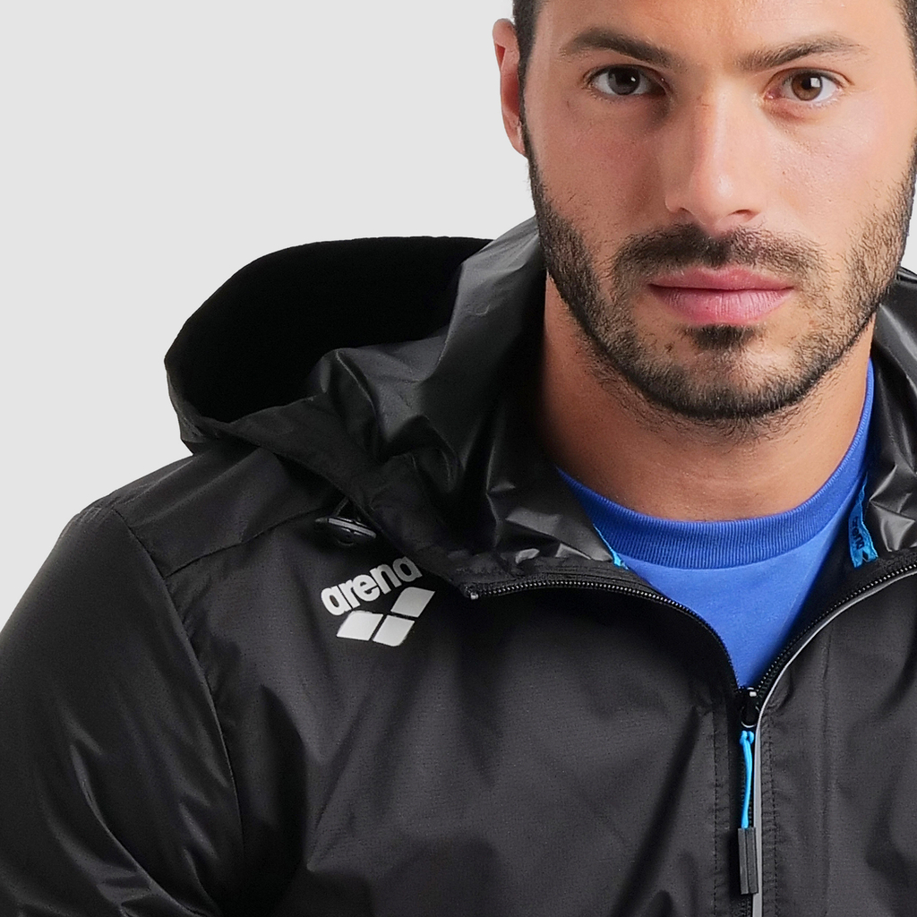 Arena Team Windbreaker Solid in SCHWARZ