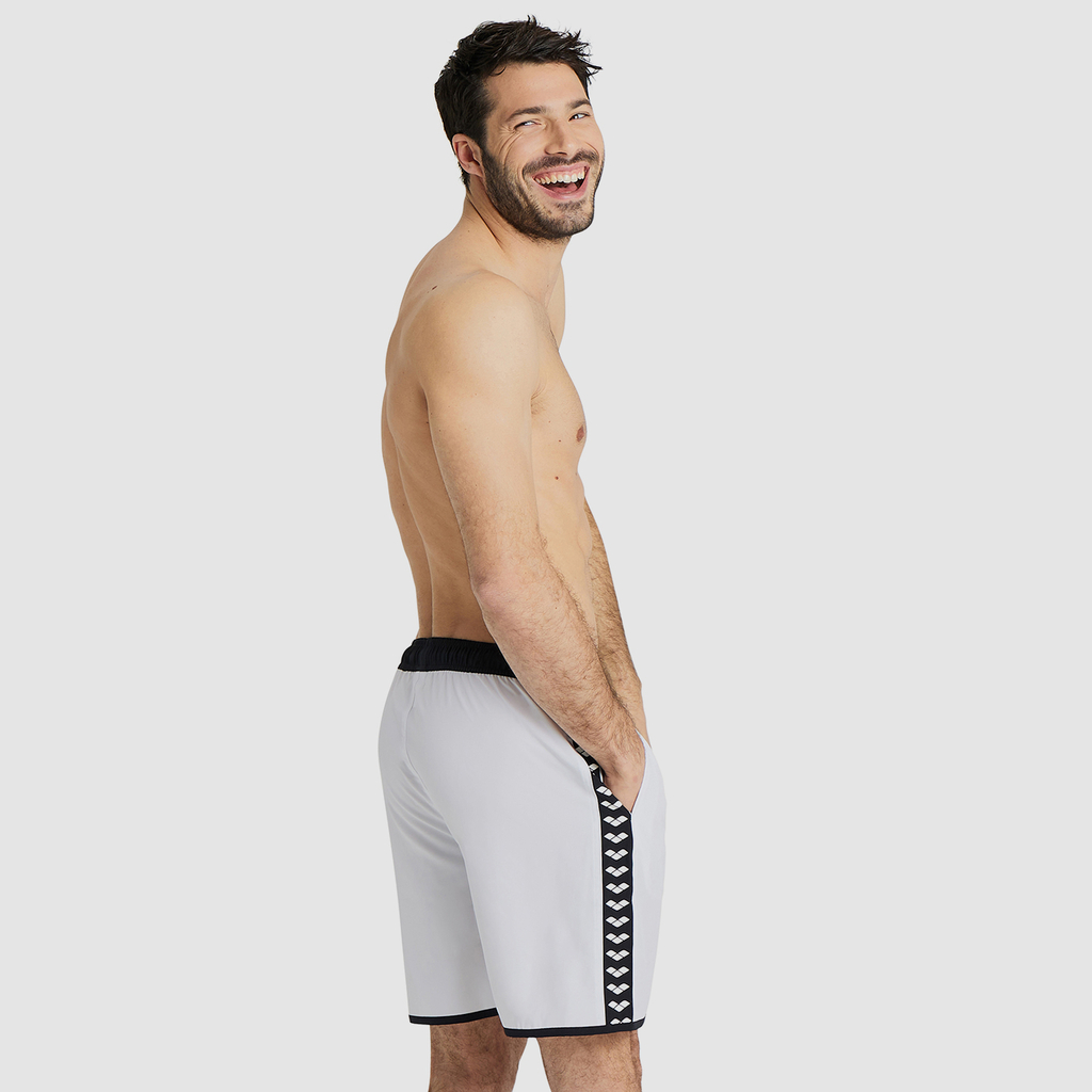 Arena Icons Team Stripe Unisex Bermuda in WEISS