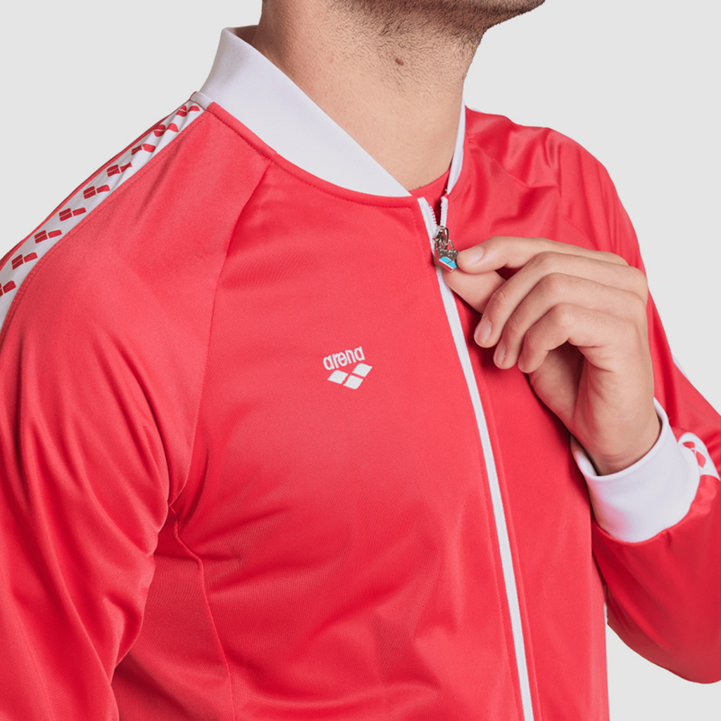 Arena Relax Iv Team Freizeitjacke in ROT