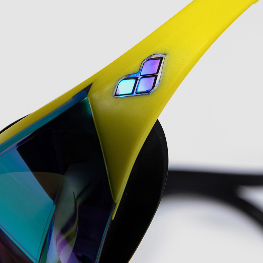 Arena Cobra Edge Swipe Mr Wettkampfschwimmbrille in GELB