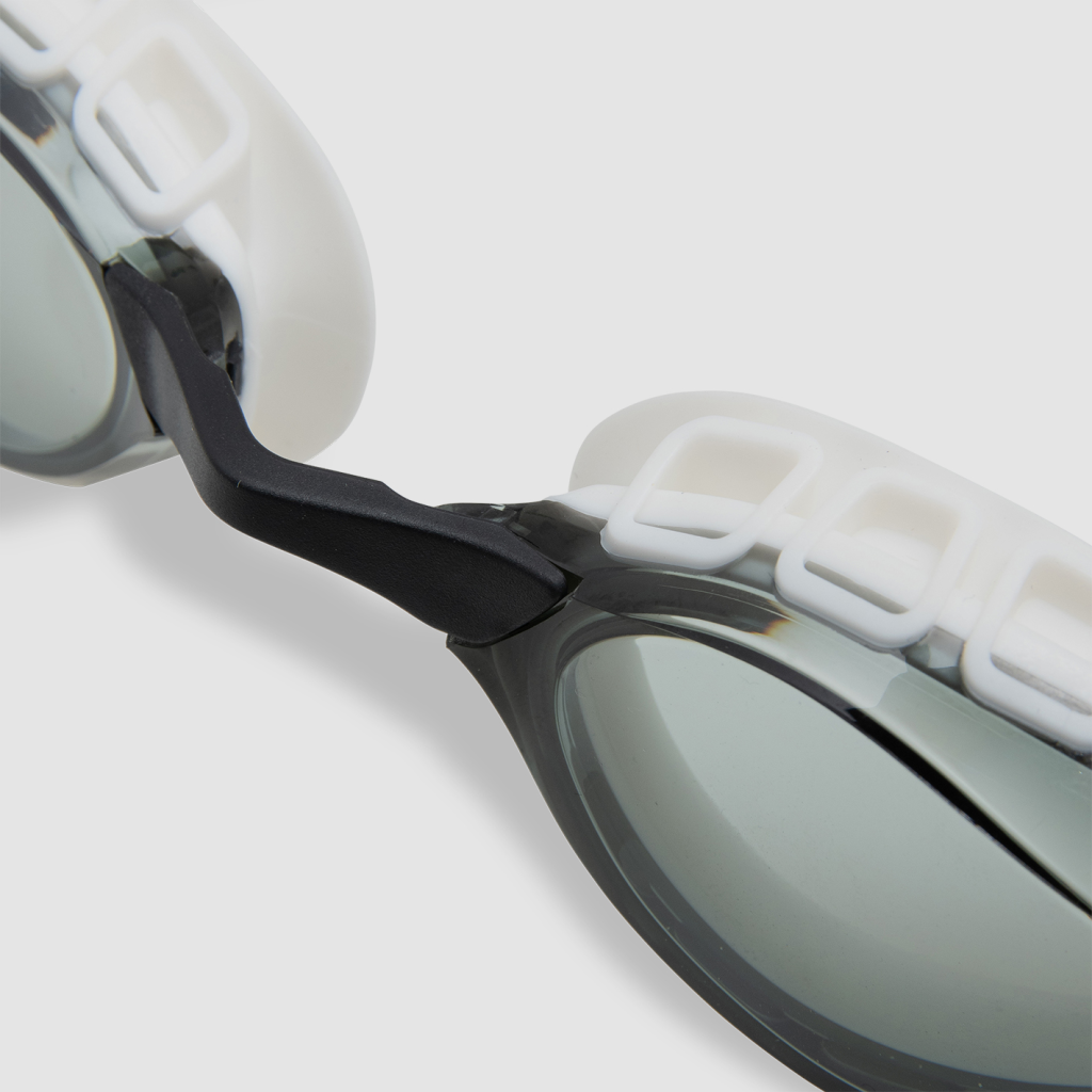 Arena Air Sonic Wettkampfschwimmbrille in SCHWARZ