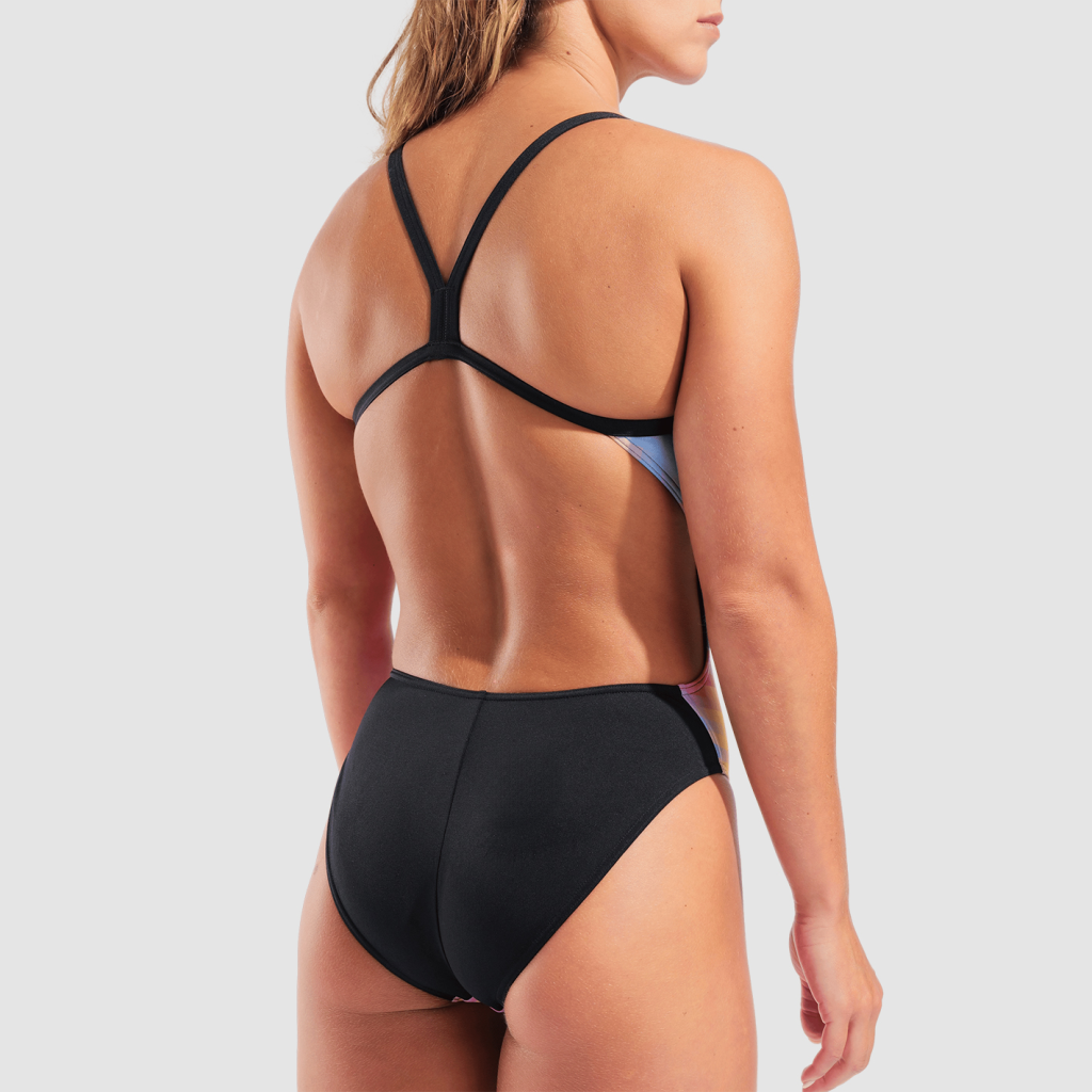 Arena W Arena Gradient Swimsuit Challenge Back Badeanzug in PINK