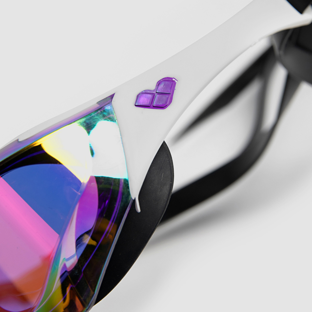 Arena Cobra Edge Swipe Mr Wettkampfschwimmbrille in WEISS