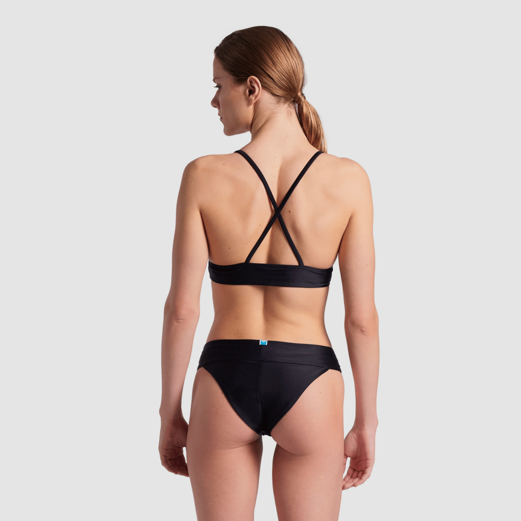 W Arena Essentials Bikini Triangle Bikini Set black model_bild_back_brandshop