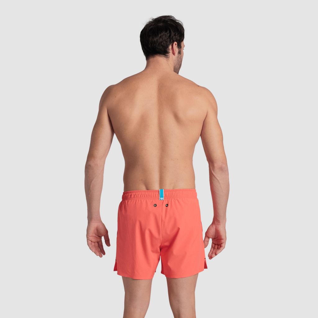 Arena Evo Beach Short Solid calypso coral model_bild_back_brandshop