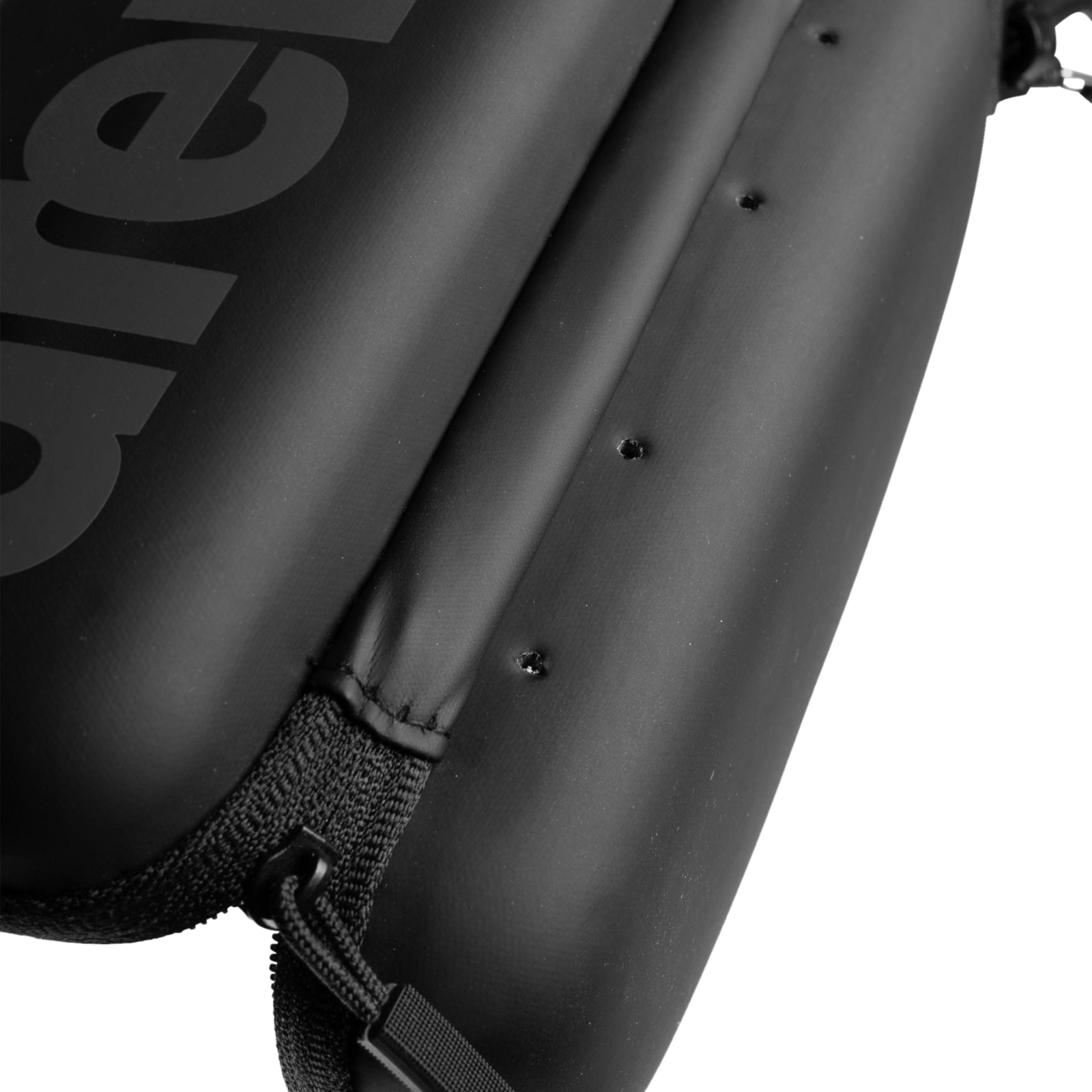 Arena Goggle Case in SCHWARZ