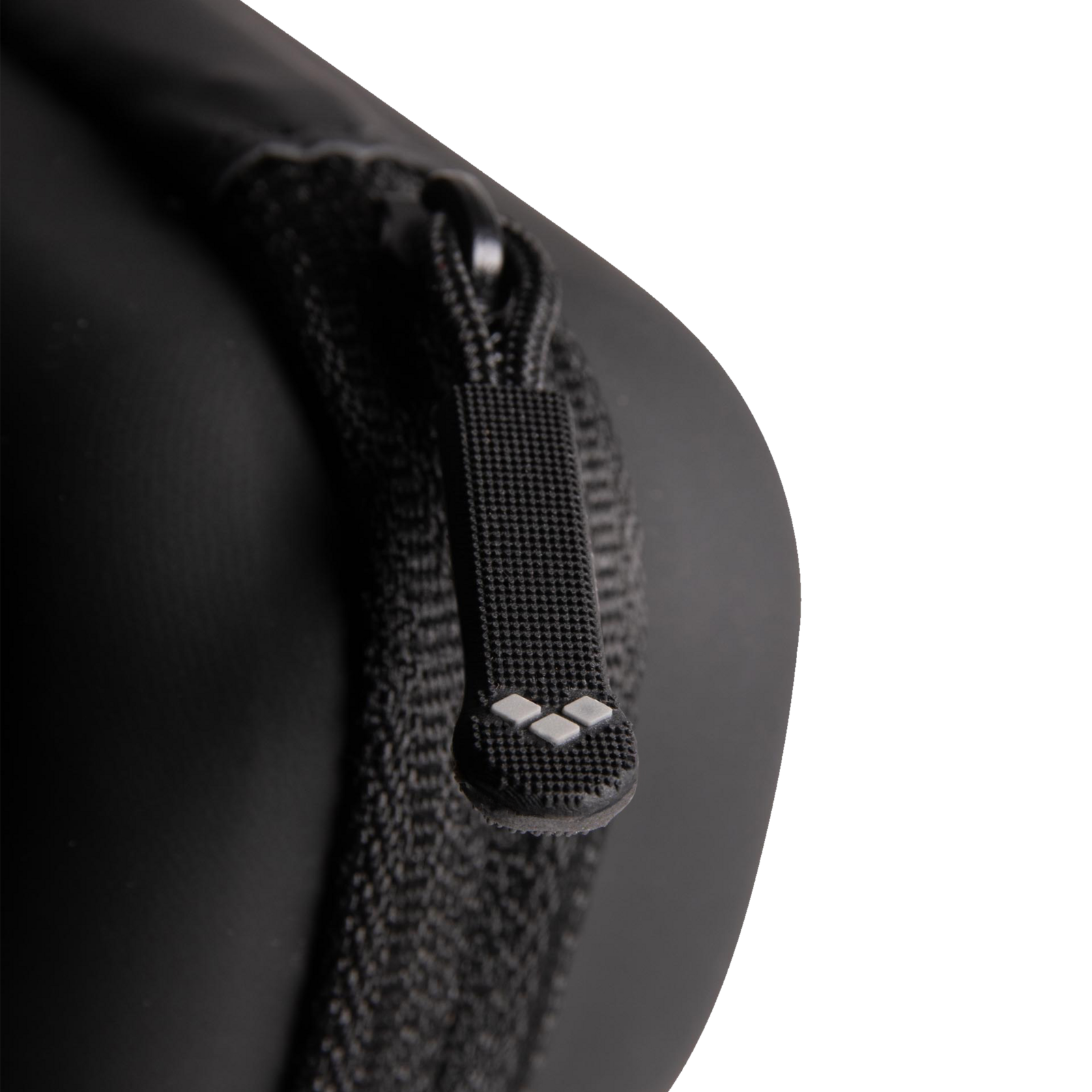 Arena Goggle Case in SCHWARZ
