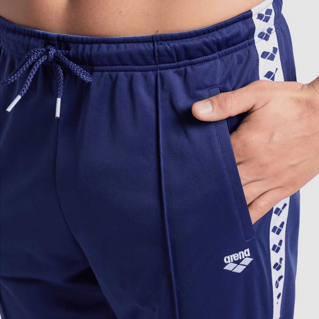 Arena M Relax Iv Team Pant in BLAU