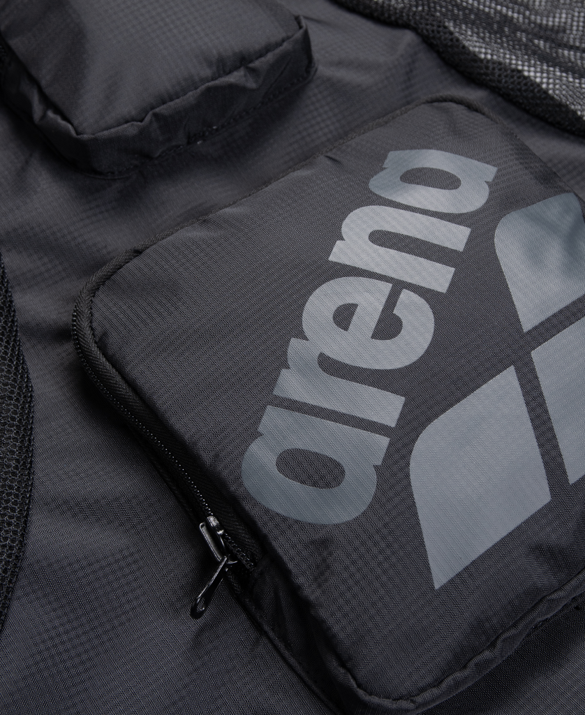 Arena Arena All Set Mesh Bag Gymbag in SCHWARZ