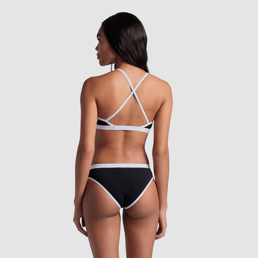 Arena Icons Bikini Cross Back Solid Bikini black/white model_bild_back_brandshop