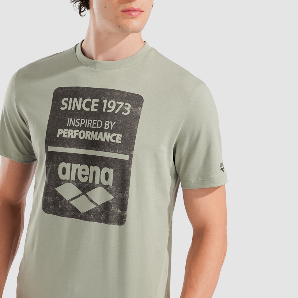 Arena M Arena 1973 Print T-Shirt T-Shirt in GRÜN