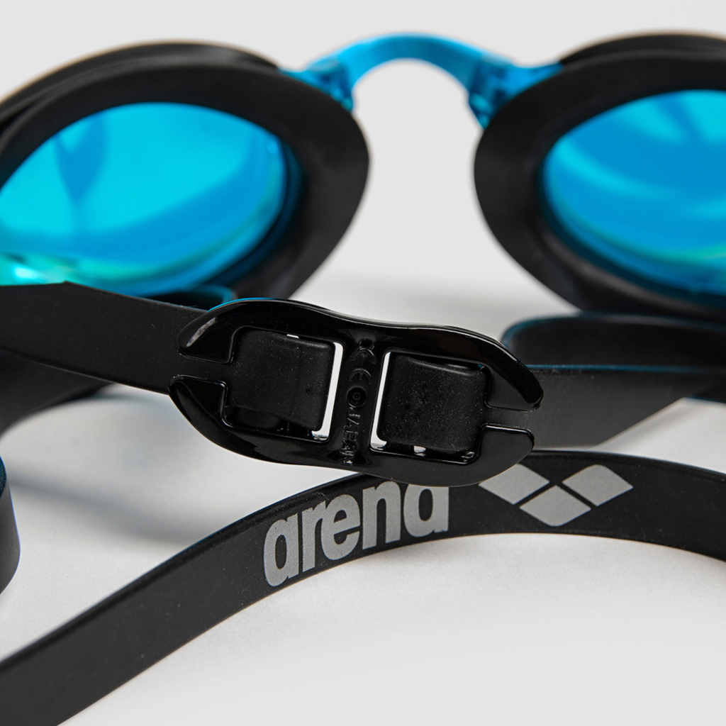 Arena Cobra Edge Swipe Mr Wettkampfschwimmbrille in BLAU